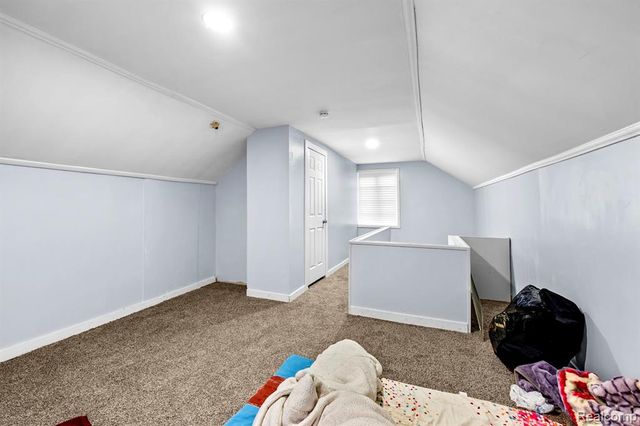 6485 Rosemont Avenue, Detroit, MI 48228