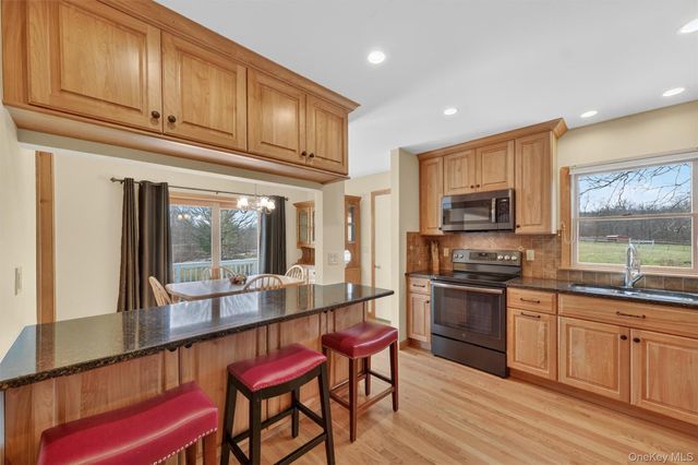 280 Gillespie Street, Pine Bush, NY 12566