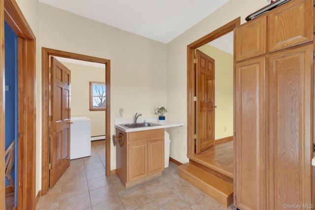 280 Gillespie Street, Pine Bush, NY 12566