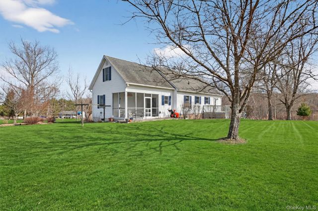 280 Gillespie Street, Pine Bush, NY 12566