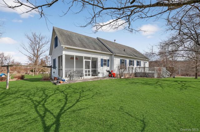 280 Gillespie Street, Pine Bush, NY 12566