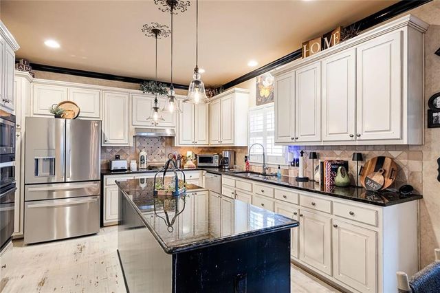 49 Old Mountain Road NW, Powder Springs, GA 30127