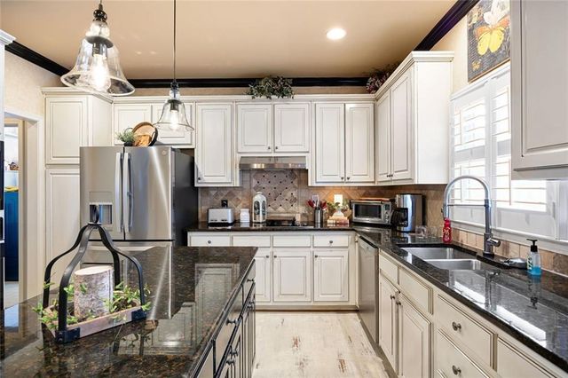 49 Old Mountain Road NW, Powder Springs, GA 30127