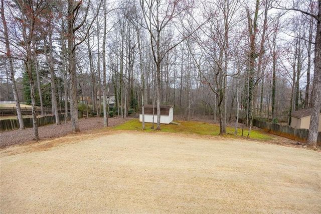 49 Old Mountain Road NW, Powder Springs, GA 30127