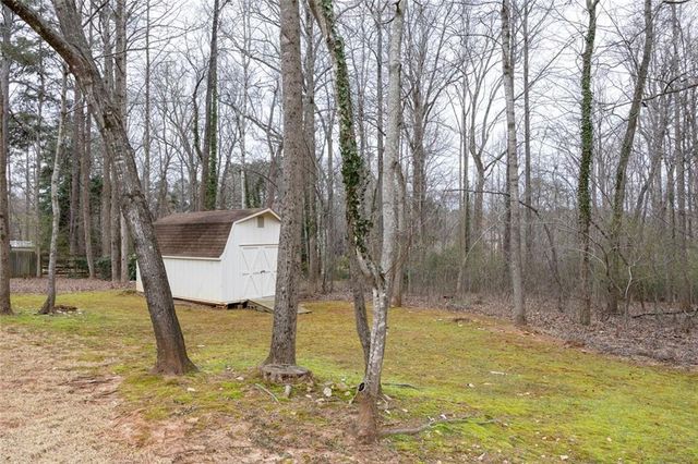 49 Old Mountain Road NW, Powder Springs, GA 30127