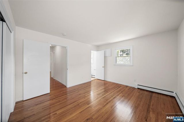 2 Henry Street, Englewood Cliffs, NJ 07632