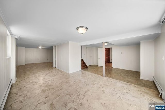 2 Henry Street, Englewood Cliffs, NJ 07632
