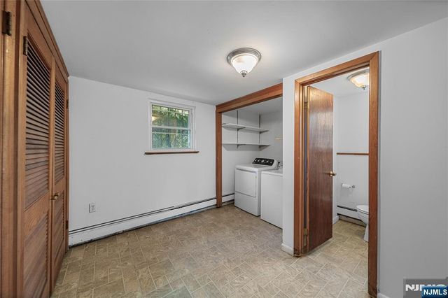 2 Henry Street, Englewood Cliffs, NJ 07632