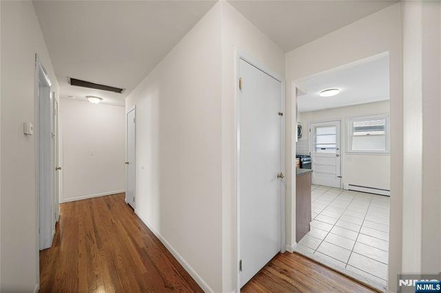 2 Henry Street, Englewood Cliffs, NJ 07632