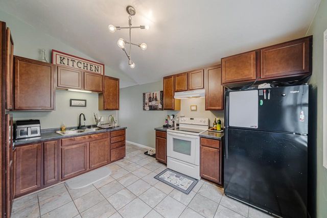 524 3RD STREET, Menasha, WI 54952