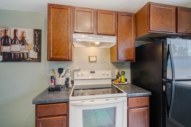 524 3RD STREET, Menasha, WI 54952