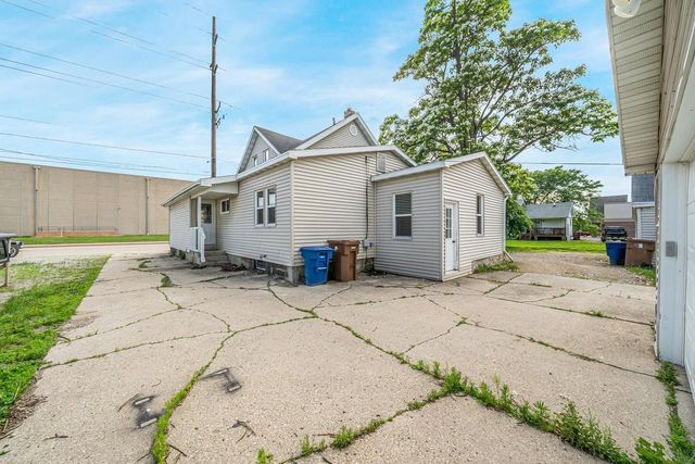 524 3RD STREET, Menasha, WI 54952