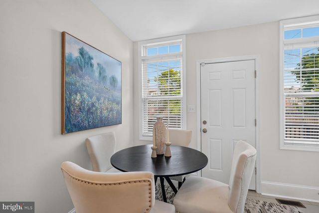 437 KENYON ST NW, Washington, DC 20010