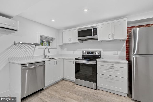 437 KENYON ST NW, Washington, DC 20010