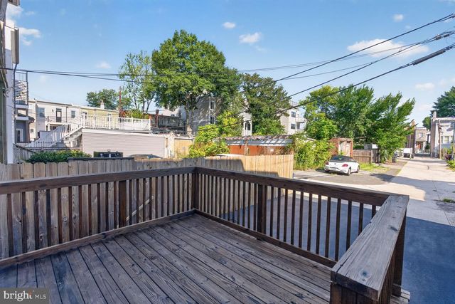 437 KENYON ST NW, Washington, DC 20010