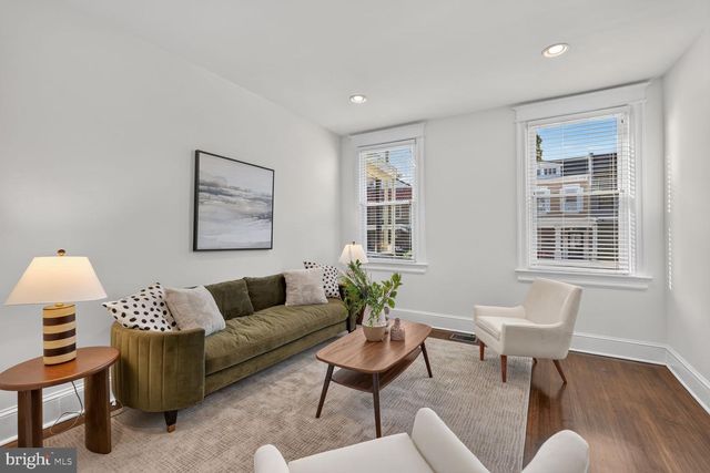 437 KENYON ST NW, Washington, DC 20010
