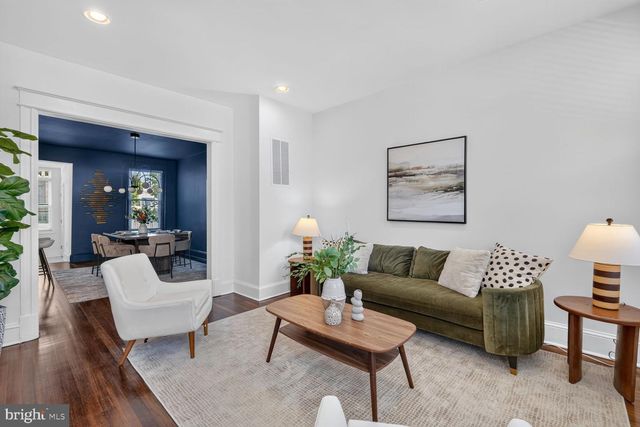 437 KENYON ST NW, Washington, DC 20010
