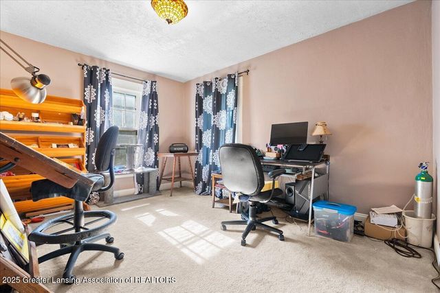 2406 Markley Place, Lansing, MI 48910