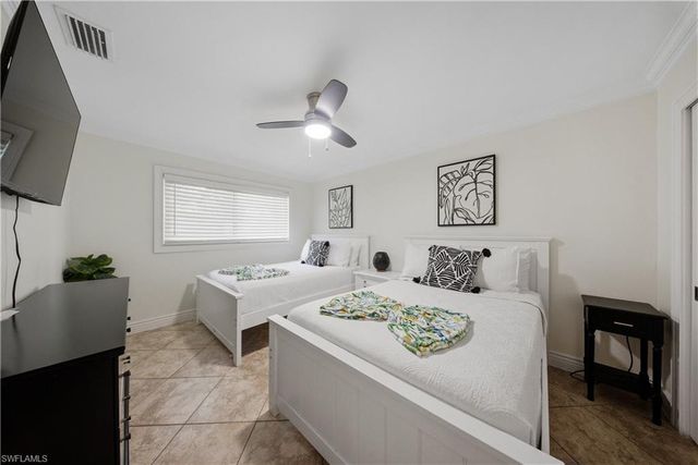 2473 Poinciana ST, Naples, FL 34105