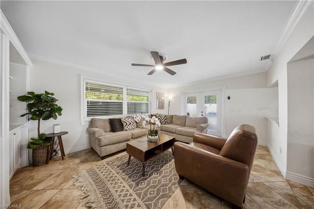 2473 Poinciana ST, Naples, FL 34105