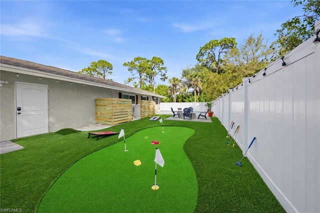 2473 Poinciana ST, Naples, FL 34105
