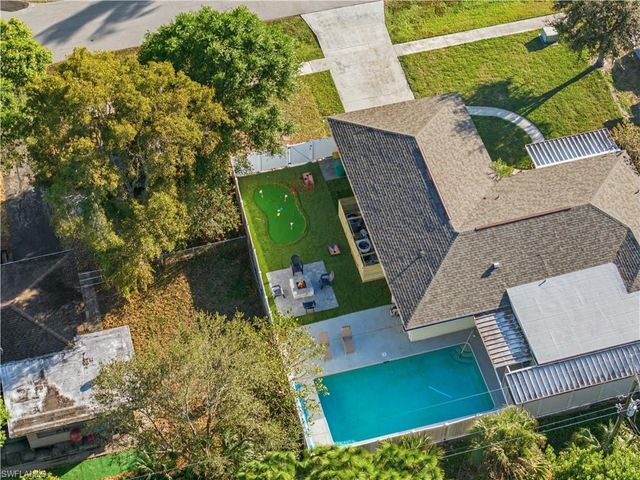 2473 Poinciana ST, Naples, FL 34105