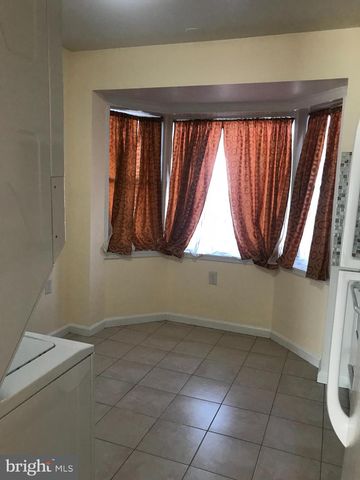 8053 COMMUNITY DR, Manassas, VA 20109