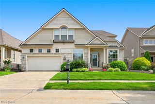 4240 Saint Annes Court, Avon, OH 44011