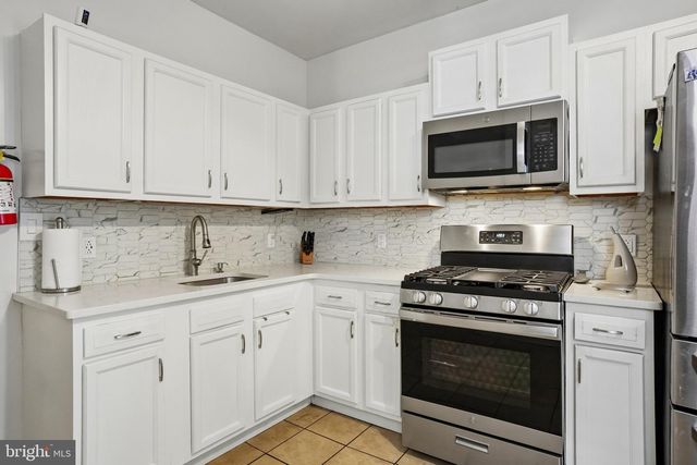 429 WINSLOW ST, Camden, NJ 08104