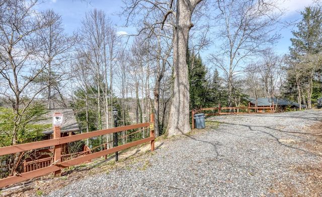 390 Bursey Road, Hiawassee, GA 30546