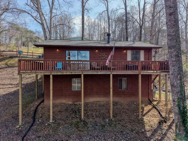 390 Bursey Road, Hiawassee, GA 30546