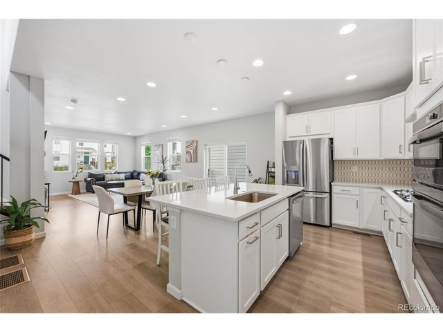 9912 Monte Vista Ave, Littleton, CO 80125