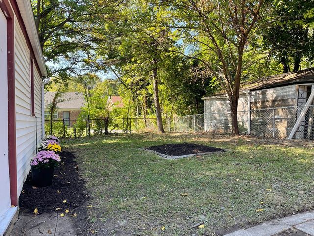 9221 Grandville Avenue, Detroit City, MI 48228