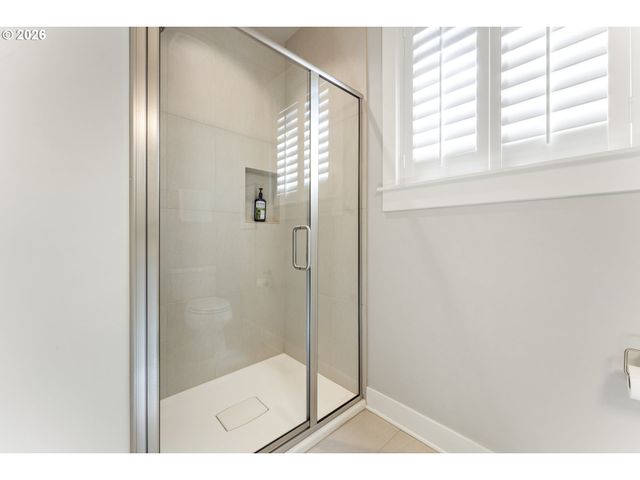 7553 Sw HONOR Loop, Wilsonville, OR 97070