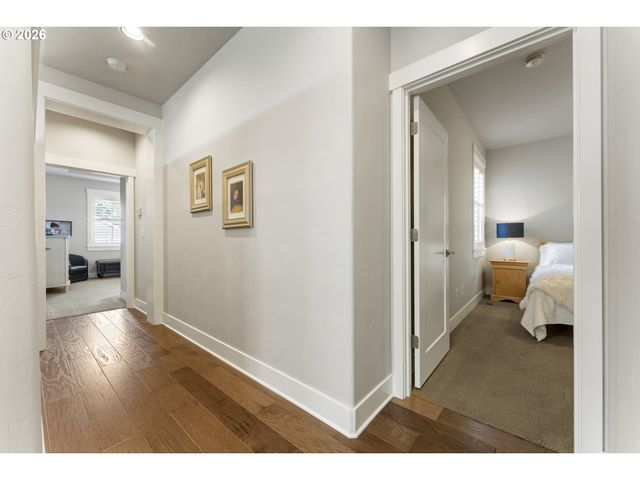 7553 Sw HONOR Loop, Wilsonville, OR 97070