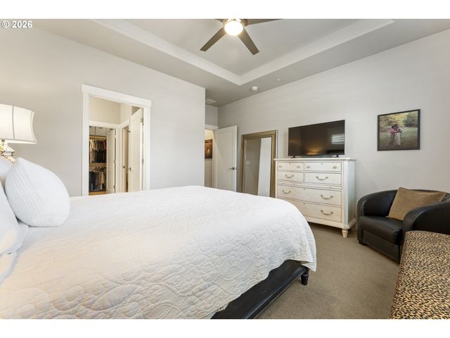 7553 Sw HONOR Loop, Wilsonville, OR 97070