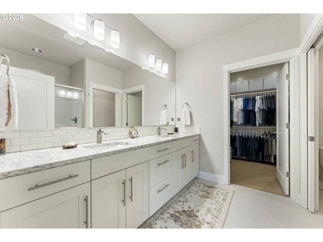 7553 Sw HONOR Loop, Wilsonville, OR 97070