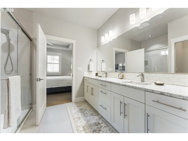 7553 Sw HONOR Loop, Wilsonville, OR 97070