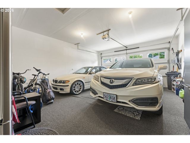 7553 Sw HONOR Loop, Wilsonville, OR 97070