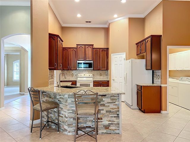 2326 POND COVE WAY, Apopka, FL 32712