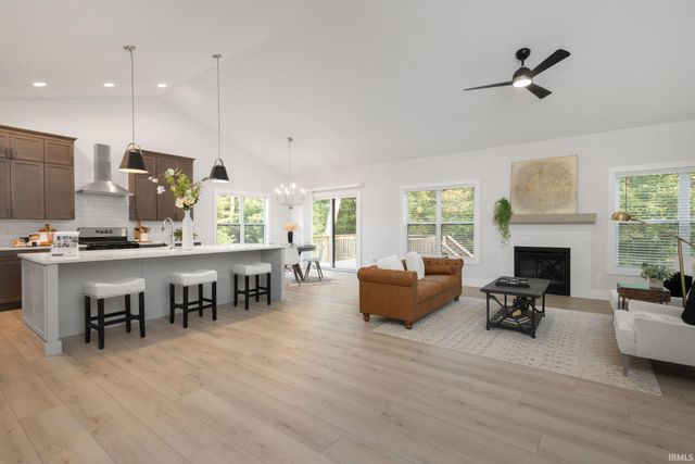 12983 Brick Road, Granger, IN 46530