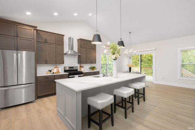 12983 Brick Road, Granger, IN 46530