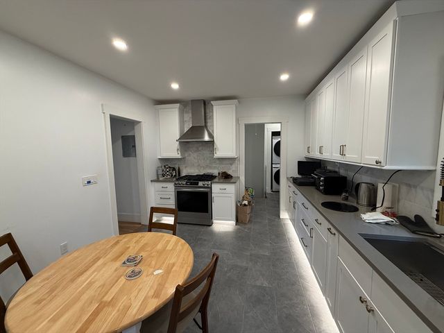 39 Langley 2, Boston, MA 02135