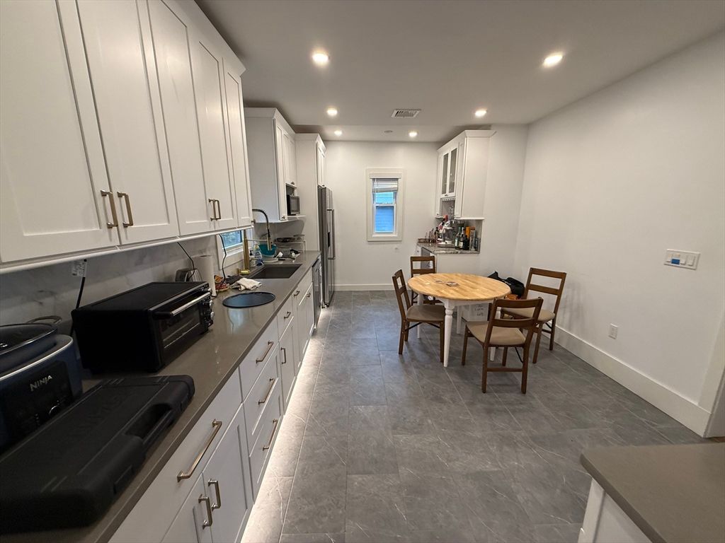 39 Langley 2, Boston, MA 02135