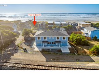 107 Nw 22ND Ave, Rockaway Beach, OR 97136
