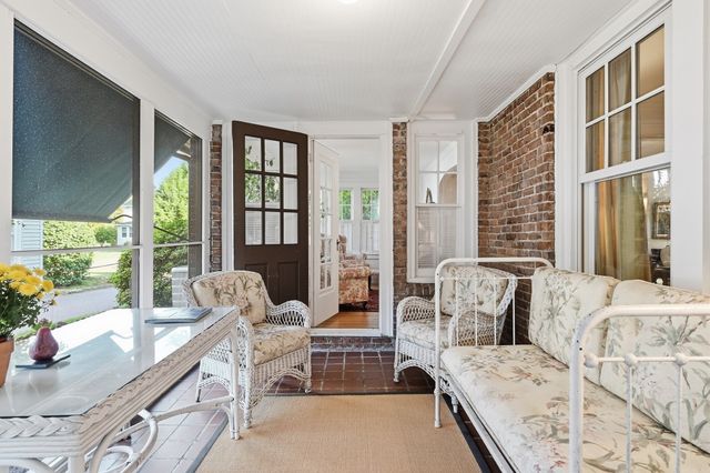 131 Wenonah Rd, Longmeadow, MA 01106