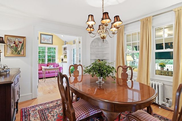 131 Wenonah Rd, Longmeadow, MA 01106