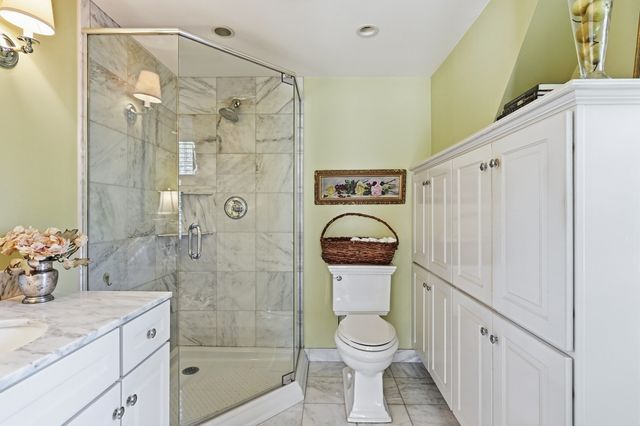 131 Wenonah Rd, Longmeadow, MA 01106