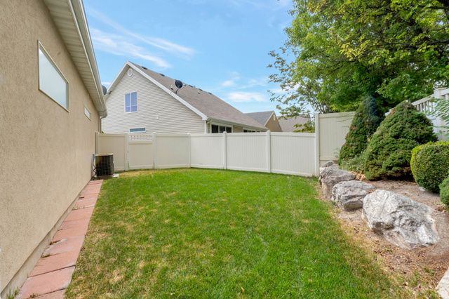 3168 S PARK COMMONS WAY, West Valley City, UT 84120