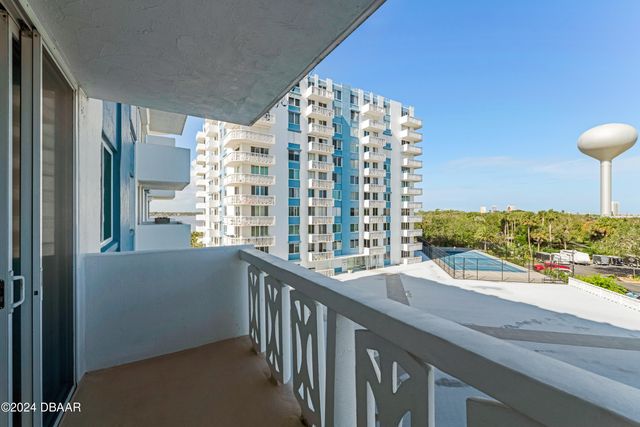 925 N Halifax Ave Apt 410, Daytona Beach, FL 32118